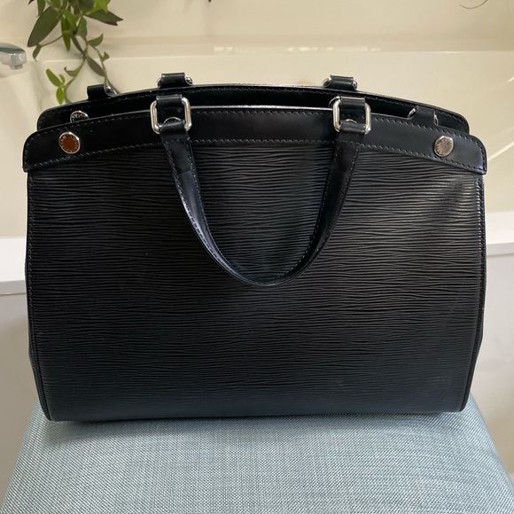 Louis Vuitton Epi - Picture 2 of 8